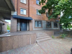 Н. Сотни (г. Полтава, Ленинский район) - Продається офіс, 120000 $ - АФНУ