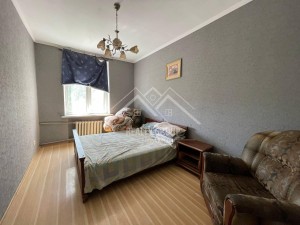 пр. Гагарина, 25 (г. Кривой Рог, Дзержинский район) - Продається квартира, 25000 $ - АФНУ