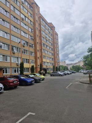 Дмитра Іващенка, 2 (г. Луцк) - Продається квартира, 120000 $ - АФНУ