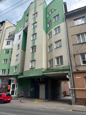 ул. Залізнична (г. Ивано-Франковск) - Продається офіс, 82900 $ - АФНУ