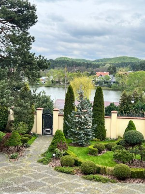 Пляжна (пгт. Брюховичи, г. Львов) - Продається будинок, 1500000 $ - АФНУ