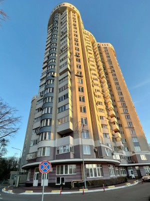 Ризька, 73-г (г. Киев, Шевченковский район) - Продається офіс, 120000 $ - АФНУ