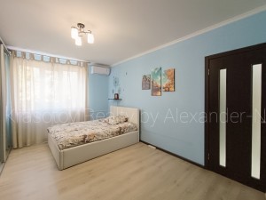 ул. Среднефонтанская, 30А (г. Одесса, Приморский район) - Продається квартира, 52000 $ - АФНУ