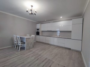 вул. Мельника (г. Ивано-Франковск) - Продається квартира, 63000 $ - АФНУ