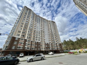 Університетська, 1в (г. Ирпень) - Продається квартира, 31000 $ - АФНУ