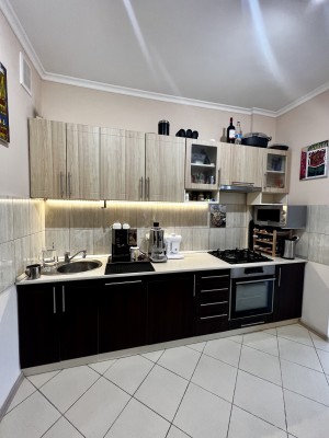 наб. Студенческая, 10 (г. Ужгород) - Продається квартира, 70000 $ - АФНУ