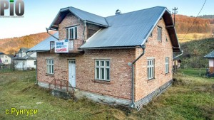 ул. Шевченка, 115 (с. Рунгури, Коломыйский район) - Продається будинок, 31000 $ - АФНУ