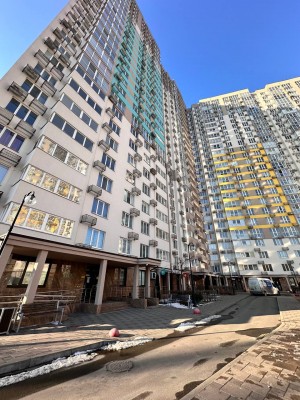 Академіка Заболотного, 15В (г. Киев, Голосеевский район) - Продається квартира, 92000 $ - АФНУ