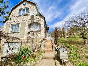 Центральна (с. Черкас, Белоцерковский район) - Продається будинок, 15000 $ - АФНУ