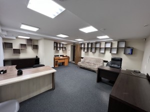 Небесної сотні, 60 (г. Житомир, Богунский район) - Продається офіс, 160000 $ - АФНУ