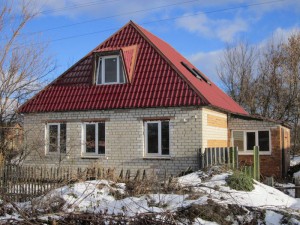 ул. Полевая, 38 (с. Революционное, Волчанский район) - Продається будинок, 15000 $ - АФНУ