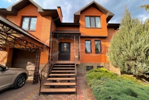 ул. Витебская (г. Кривой Рог, Саксаганский район) - Продається будинок, 220000 $ - АФНУ