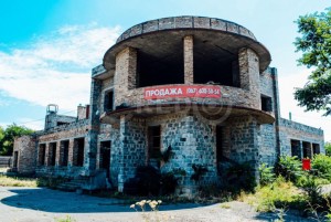 ул. Космонавтов (г. Кривой Рог, Саксаганский район) - Продається торгівельний майданчик, 150000 $ - АФНУ